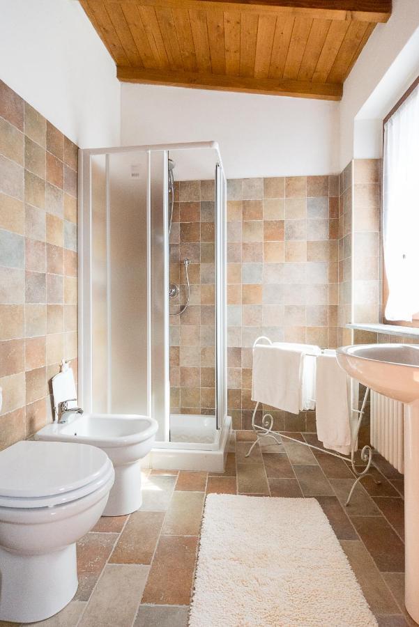 Domus Amica Bed & Breakfast Lu (Piedmont) Eksteriør bilde