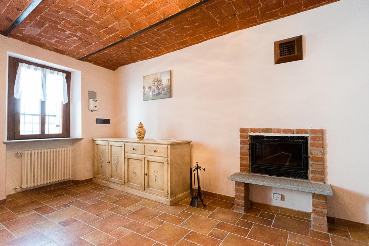 Domus Amica Bed & Breakfast Lu (Piedmont) Eksteriør bilde
