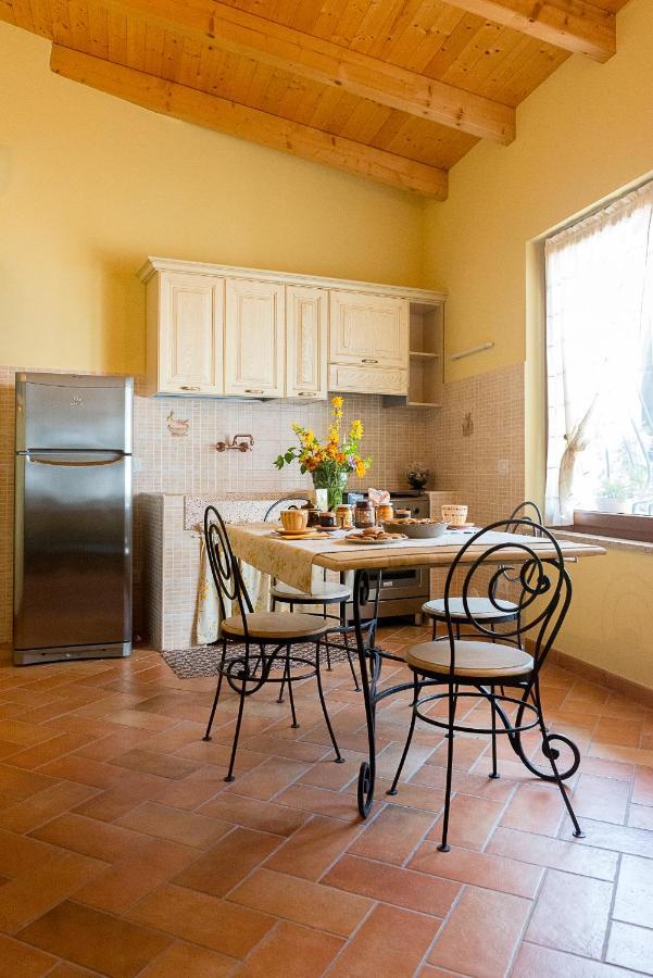 Domus Amica Bed & Breakfast Lu (Piedmont) Eksteriør bilde
