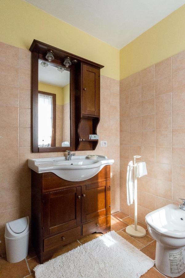 Domus Amica Bed & Breakfast Lu (Piedmont) Eksteriør bilde